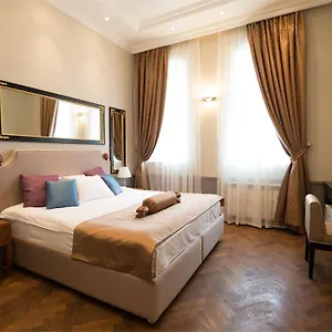 seven-rooms-boutique-hotel.aboutbakuhotels.com/