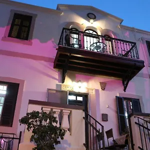 santa-maria-guest-house.gethaifahotels.com/